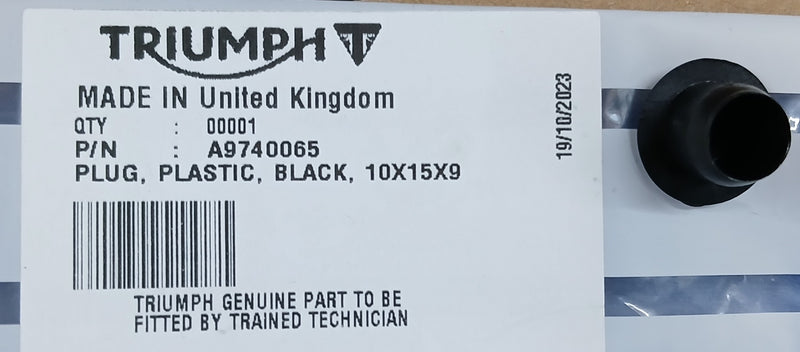 A9740065 | Plug Plastic Black 10 x 15 x 9