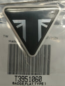 T3951060 | Badge Flat Type 1